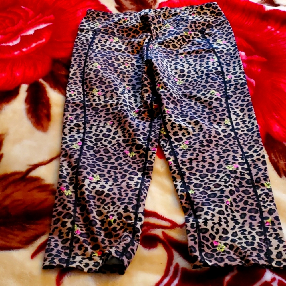 Capri work out pants